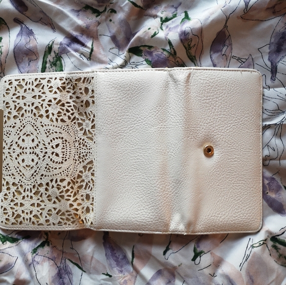 NWT Cream and Gold cutout wallet - Call it Spring - Picture 4 of 4